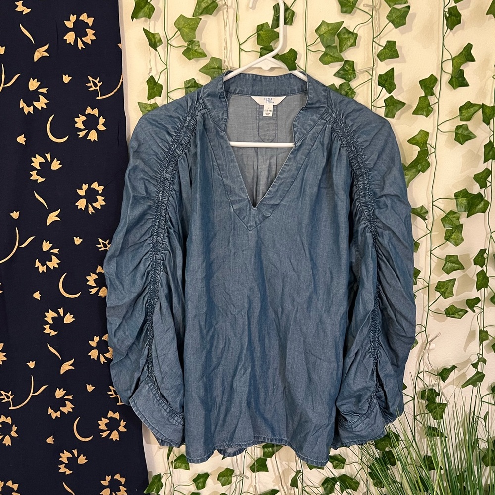 Women’s top! New with tag